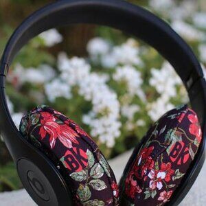 Beat Kicks Headphone Covers - Floral Print - Protective, Washable, Reg Size New